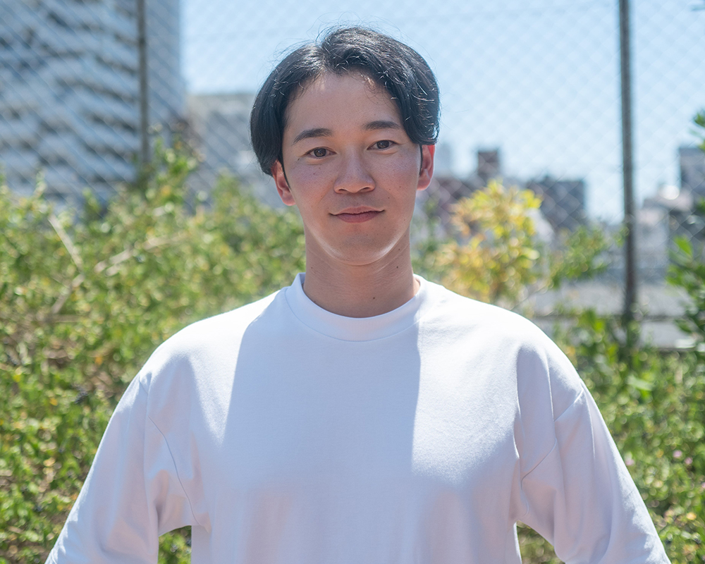 高田衛